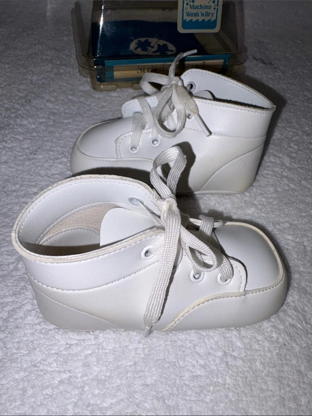 Nwt patacake white soft shoes crib unisex size 1
